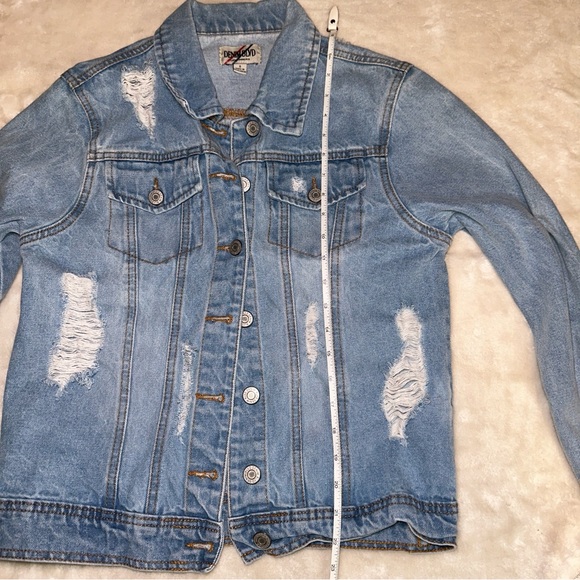 Denim Blvd Los Angeles Distressed “H” Graphic Jean Jacket Size Small - Picture 9 of 9